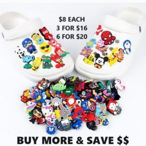 😺 Hello Kitty 🌟 Rubber Croc Charms Shoe Jewelry Cheerleader Pom Pom White Cat - Picture 2 of 4